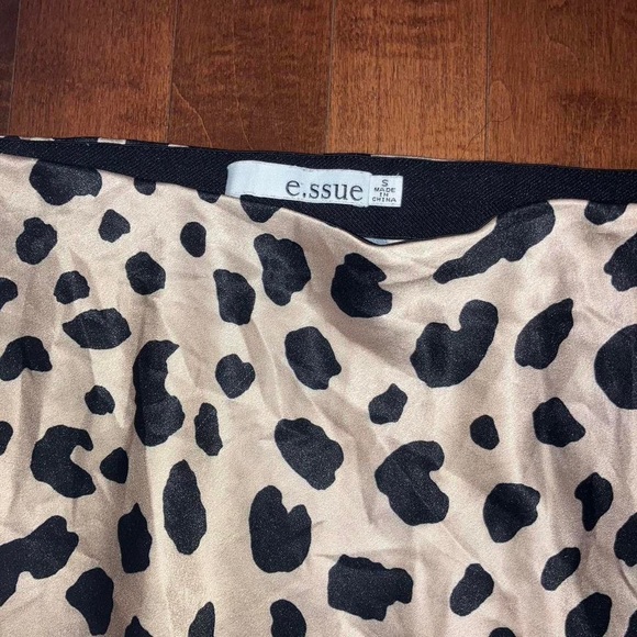 SOLD - Picture 2 of 3